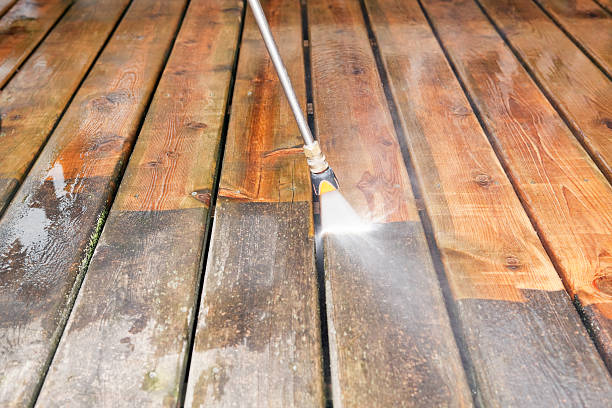 Best Pool Deck Cleaning  in Feather Sound, FL